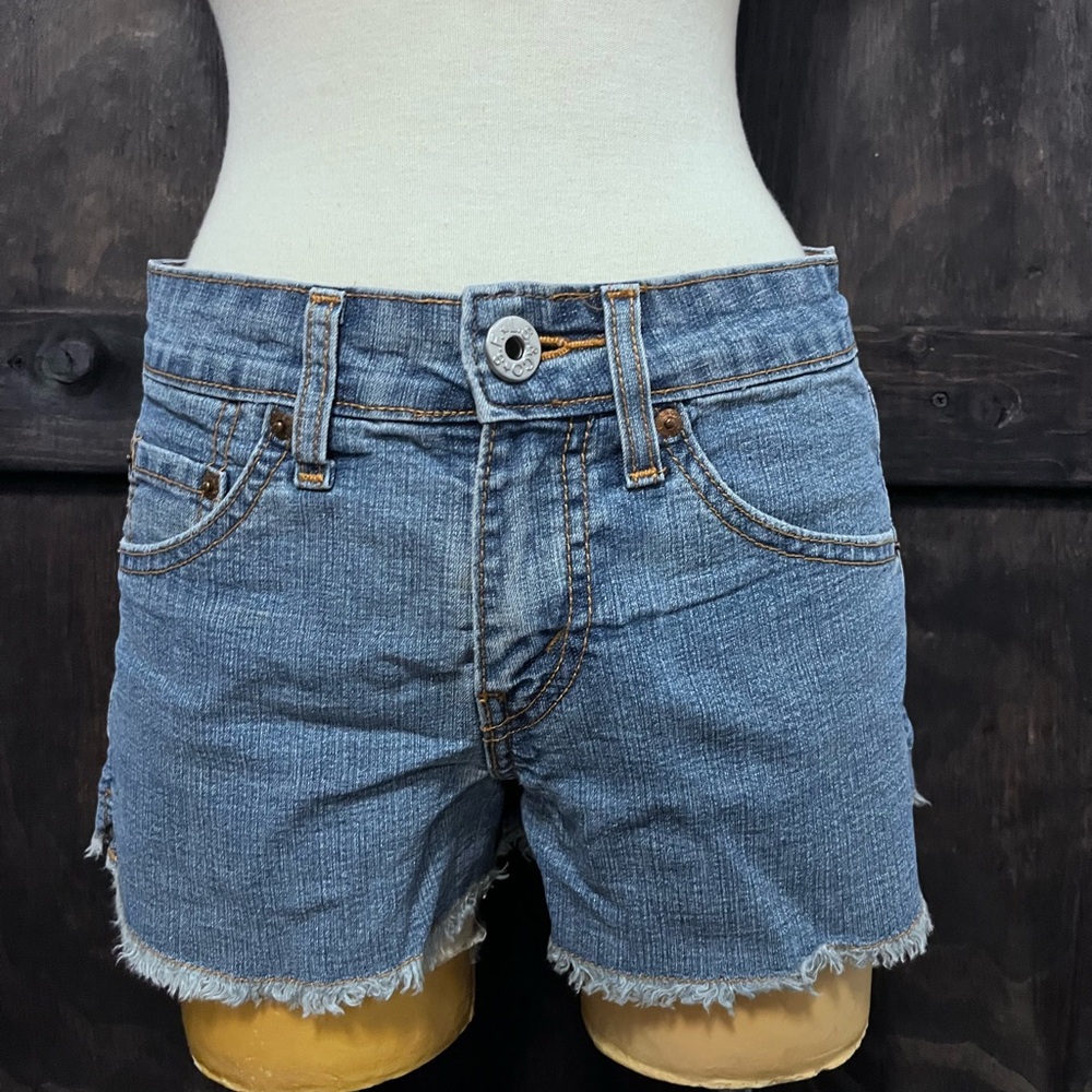 Levi's VINTAGE SUPERLOW 518 Shorts Distressed Hem
